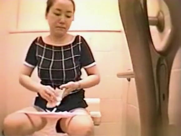 public toilet voyeur zelda yaoi public toilet voyeur