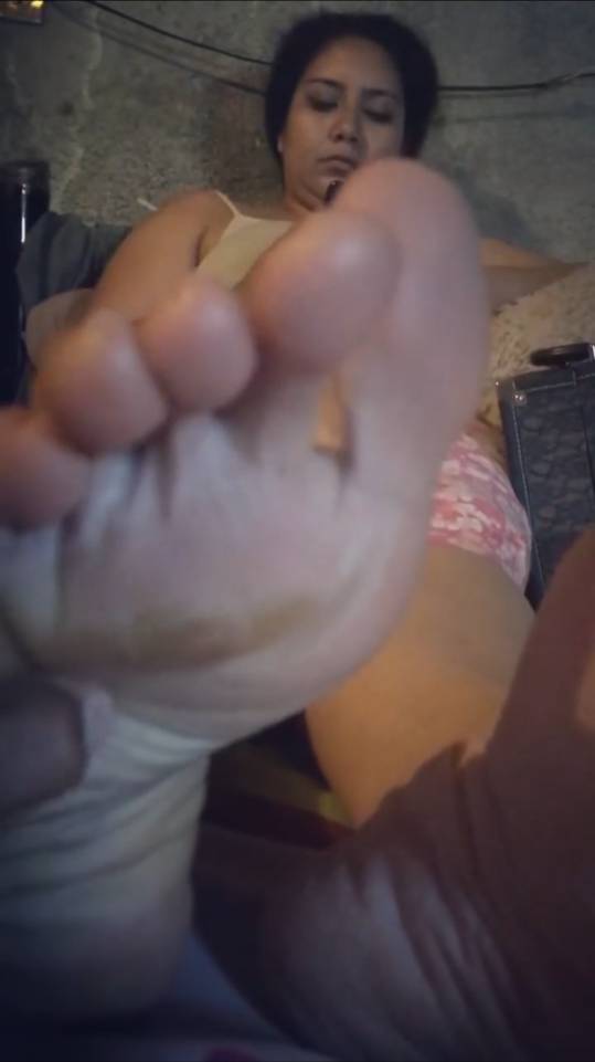 chris pinkalla recommends Latina Foot Fetish
