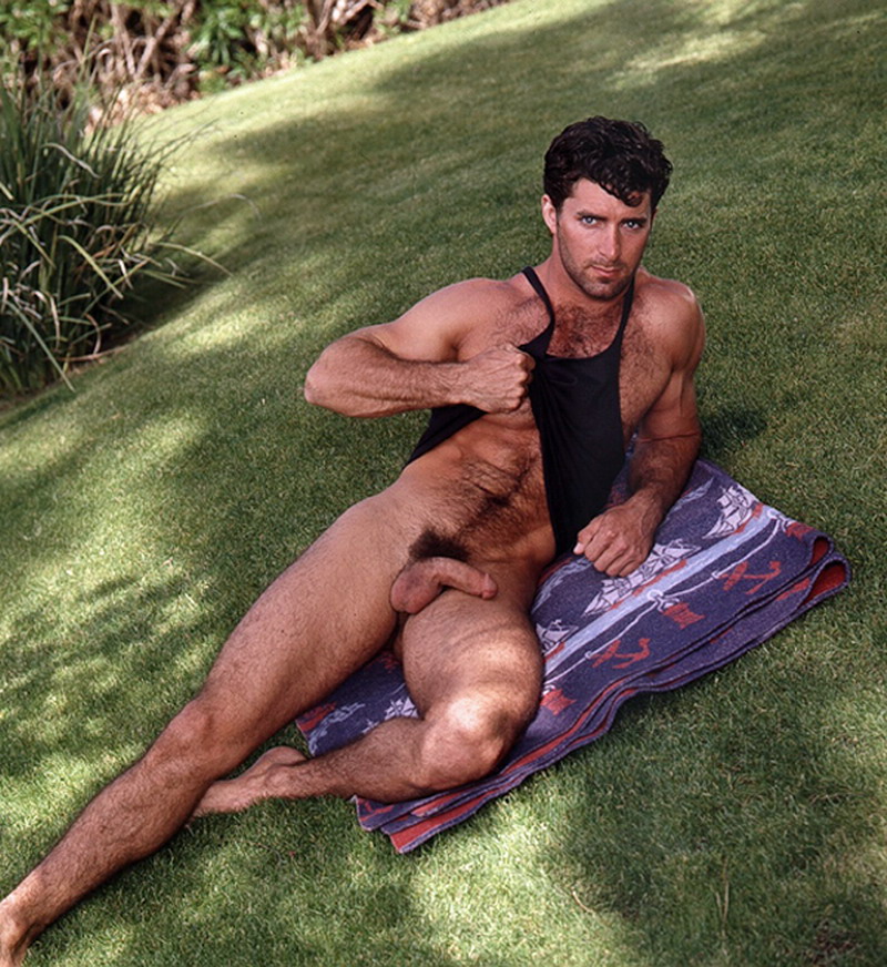 Top pics of alex beehler's XXX archive dennis buizon add photo