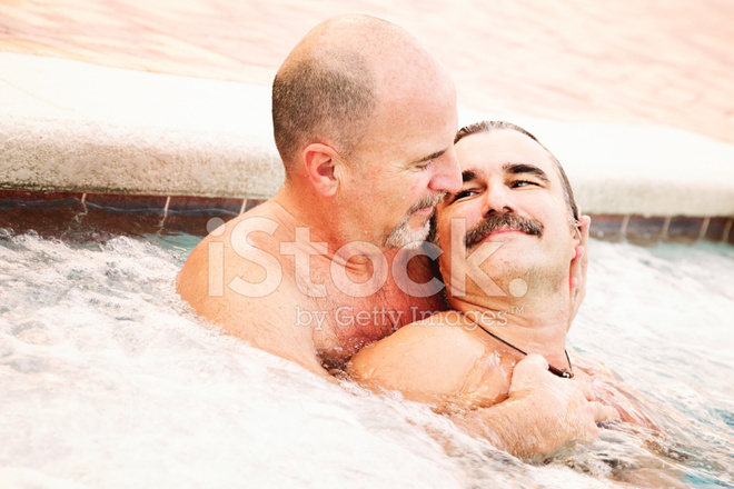 aqsa hameed like hot tube gay photo courtney durbin recommends hot tube gay pic