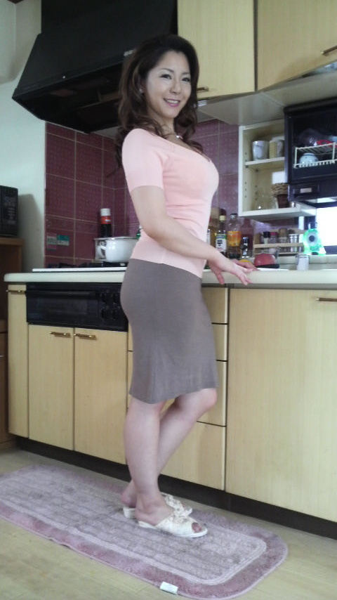 ayane asakura uncensored - topless masseuse mistress t femdom