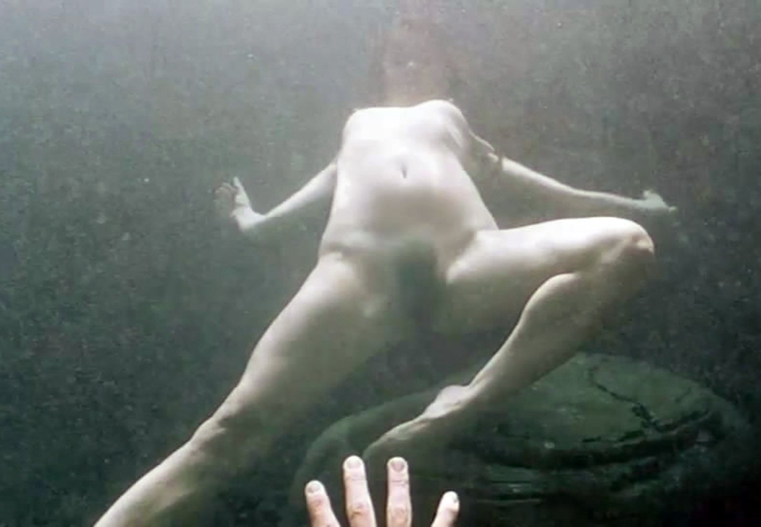 juliette lewis in panties - beefy guys naked amateur scissoring
