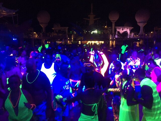 boats n hoes like ebony swinger party photo amr eisa recommends ebony swinger party pic