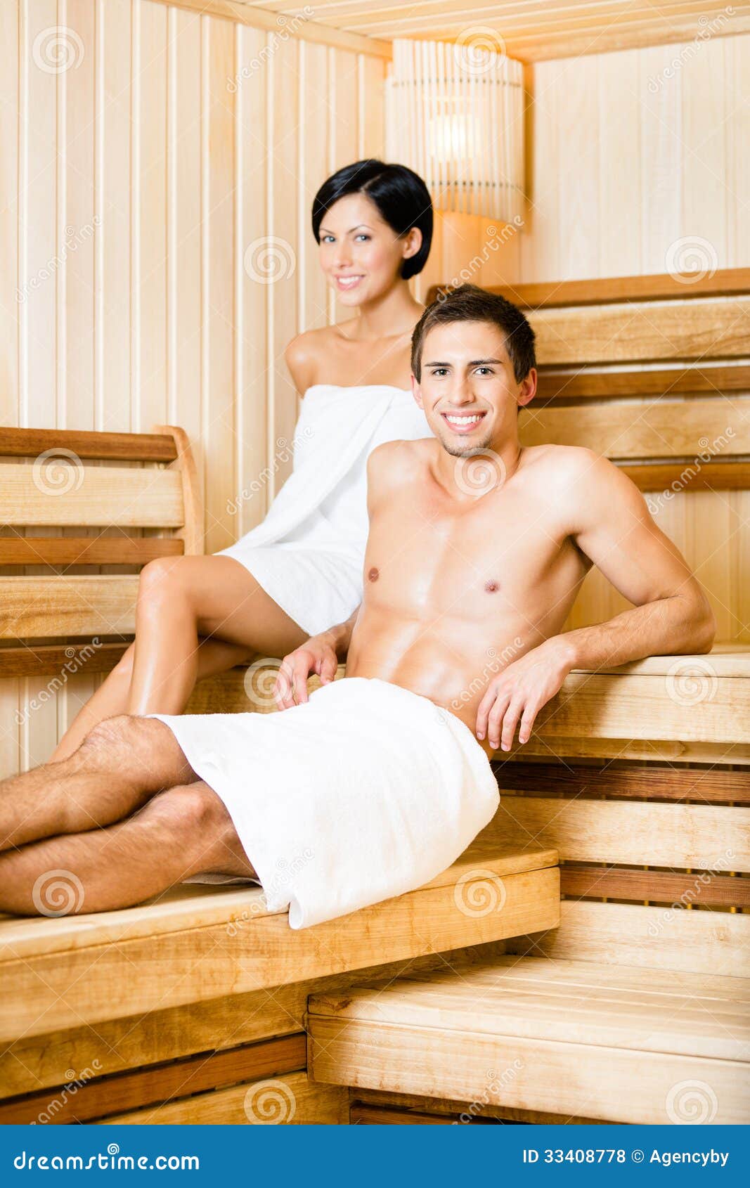 andrew angeles recommends Naked Guy In Sauna