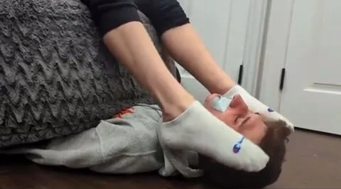 Sybian com jennifer stewart Feet On Face Porn as lube