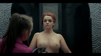 ayoe wulandari recommends Hayley Squires Nude