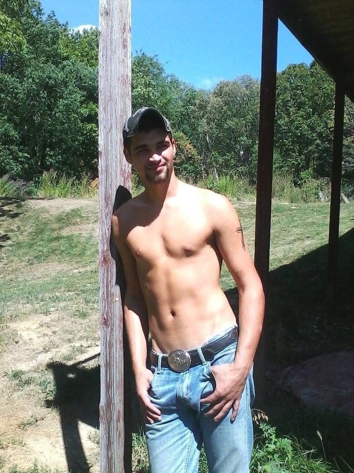 redneck twinks - bedtime boogey jackerman planesgirl leak