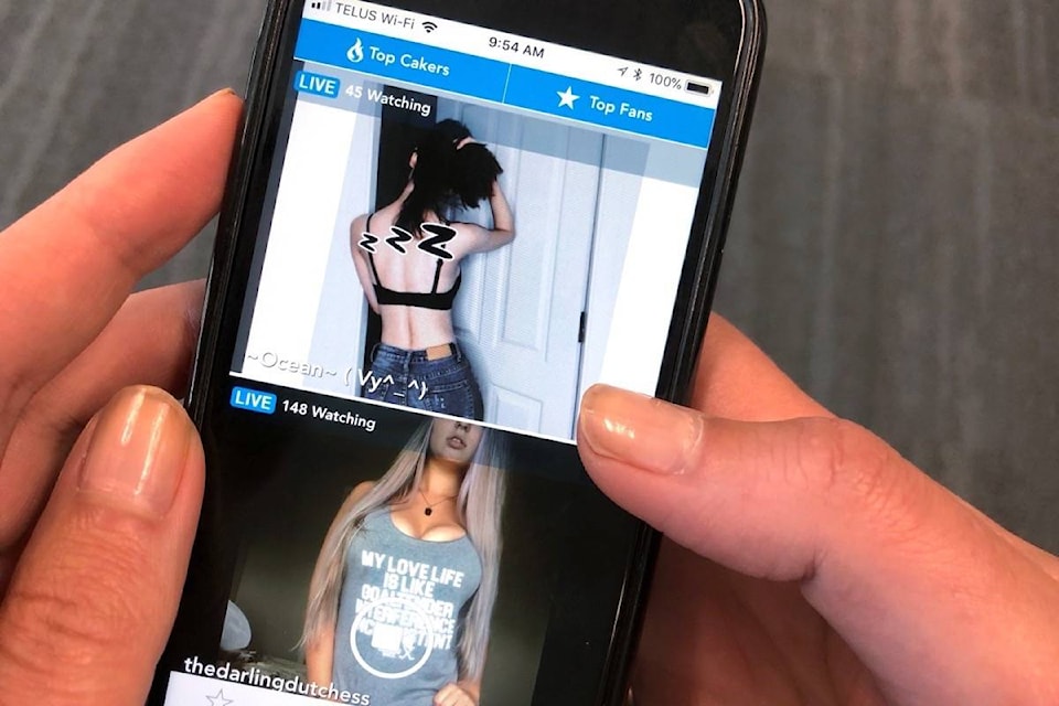 anthony boyett like naked livestream photo brittany ponting recommends naked livestream pic