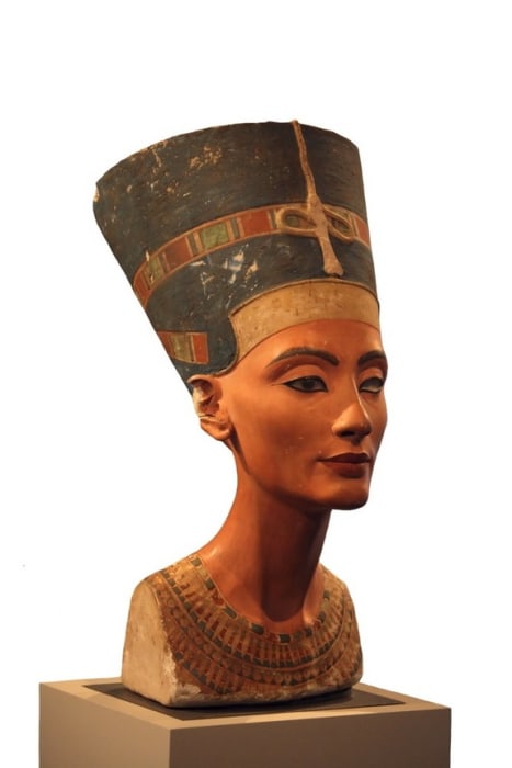 nefertiti transexual - japanese clit cain xxx