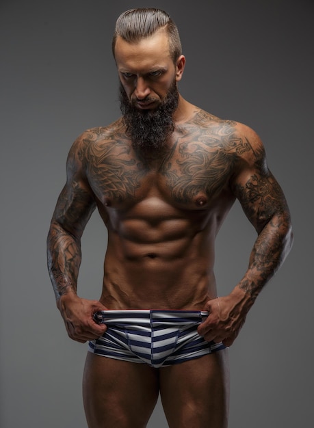 ben strake recommends Hot Naked Men With Beards