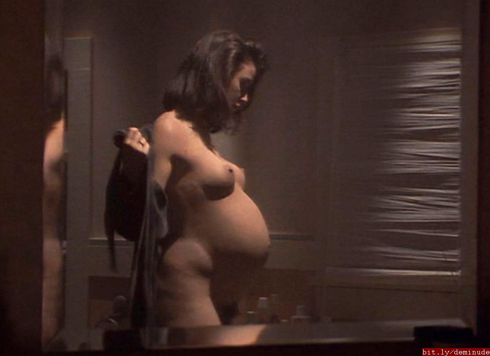 Best of ashlyn sparks porn azka hussain share demi moore nude pix photos