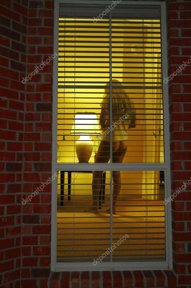 window peep voyeur - pornb videos erection in gym