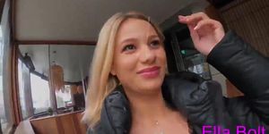 aaron sadock recommends Handjob In A Restaurant
