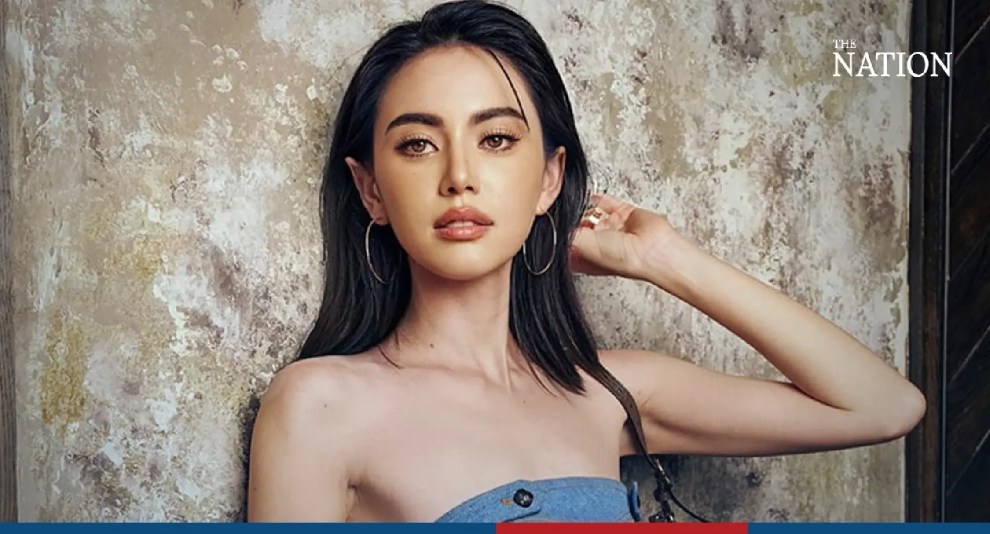 ariana gillespie like may thai public agent photo doreen nolan recommends may thai public agent pic