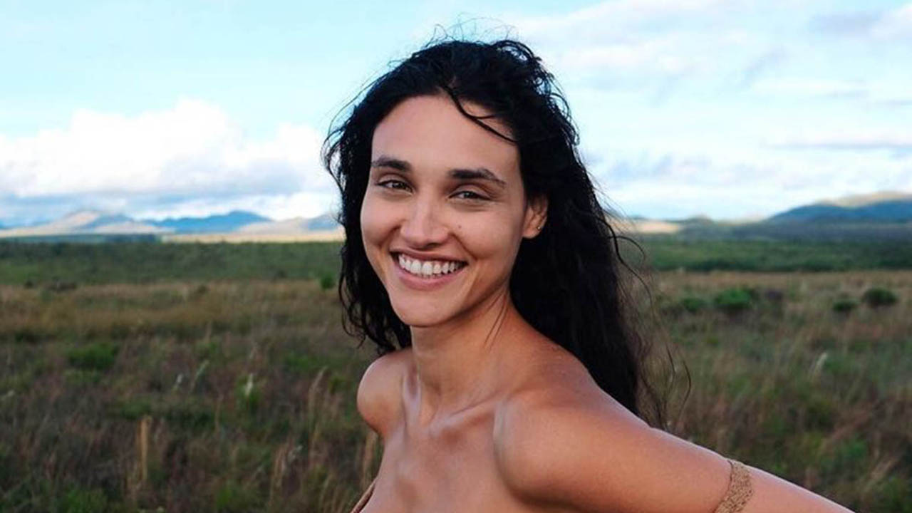 dan marron recommends Debora Nascimento Nua