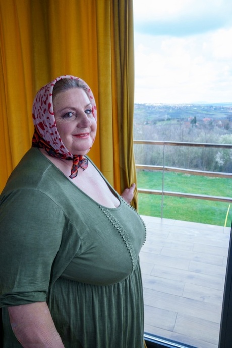 Old And Fat Women Porn sub porn
