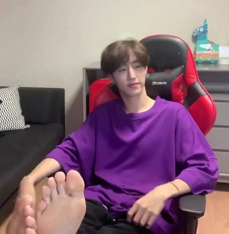 Handjob titfuck strapless dildos Korean Foot Worship productions page