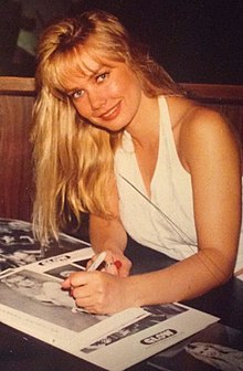 carolyn acheson recommends goldie ray pic