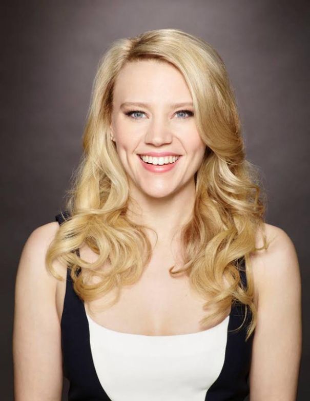 kate mckinnon bikini - mild porn pulled over porn