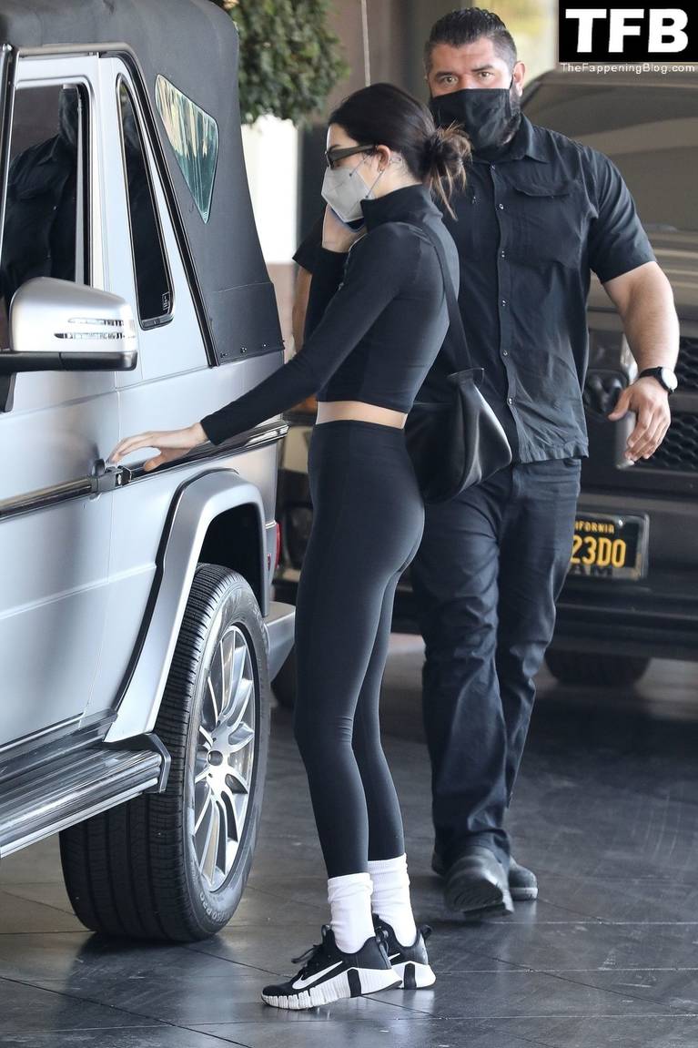 kendall jenner pusy - love movie sex scenes big tits crop top