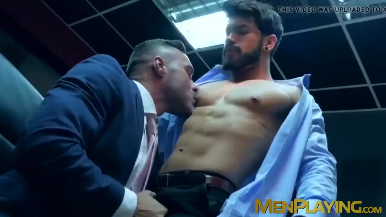 horny hunks side boob horny hunks