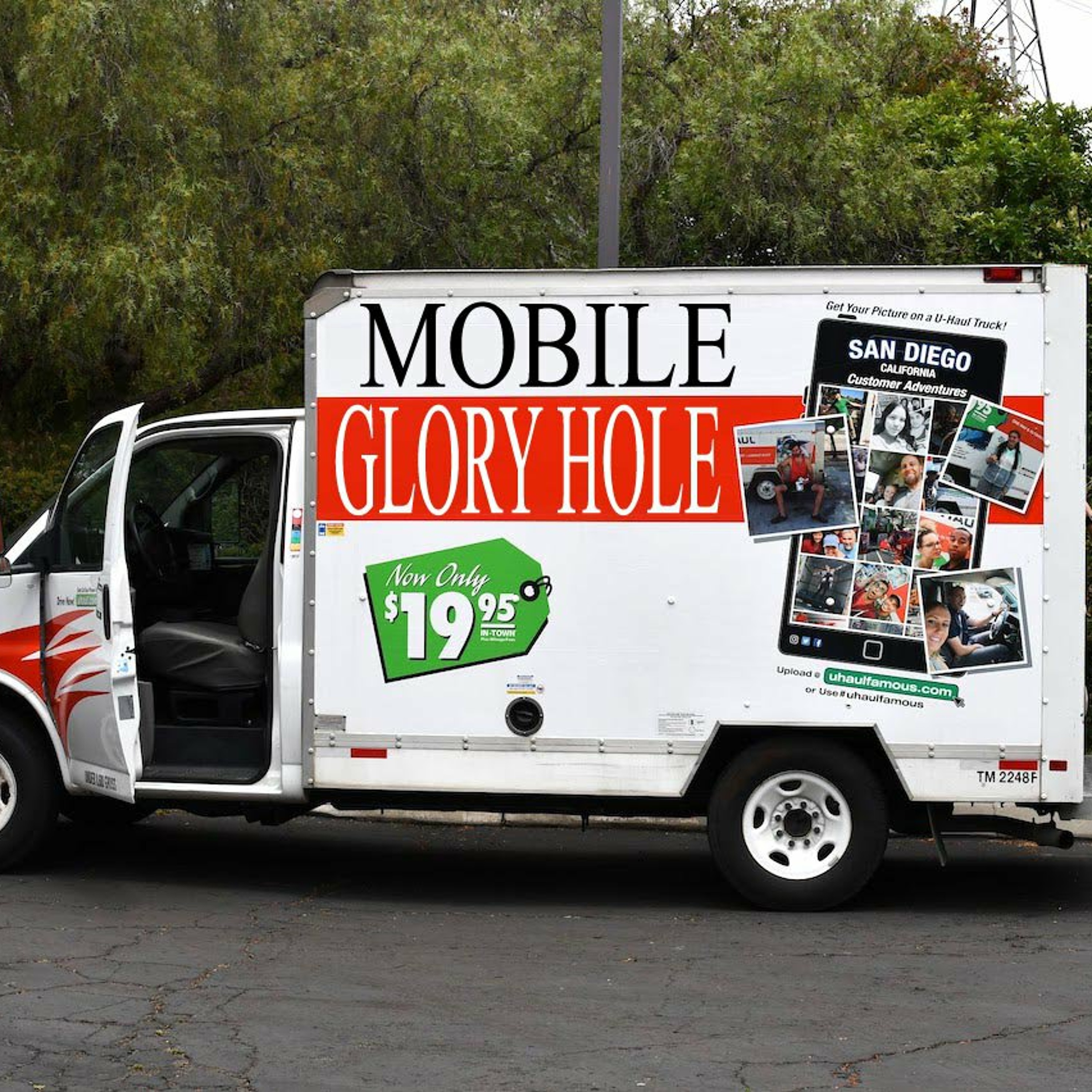 anna toh recommends glory hole mobile pic