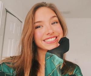 madiiitay itsmecat - brunette bunny onlyfans leaks julie mcniven naked