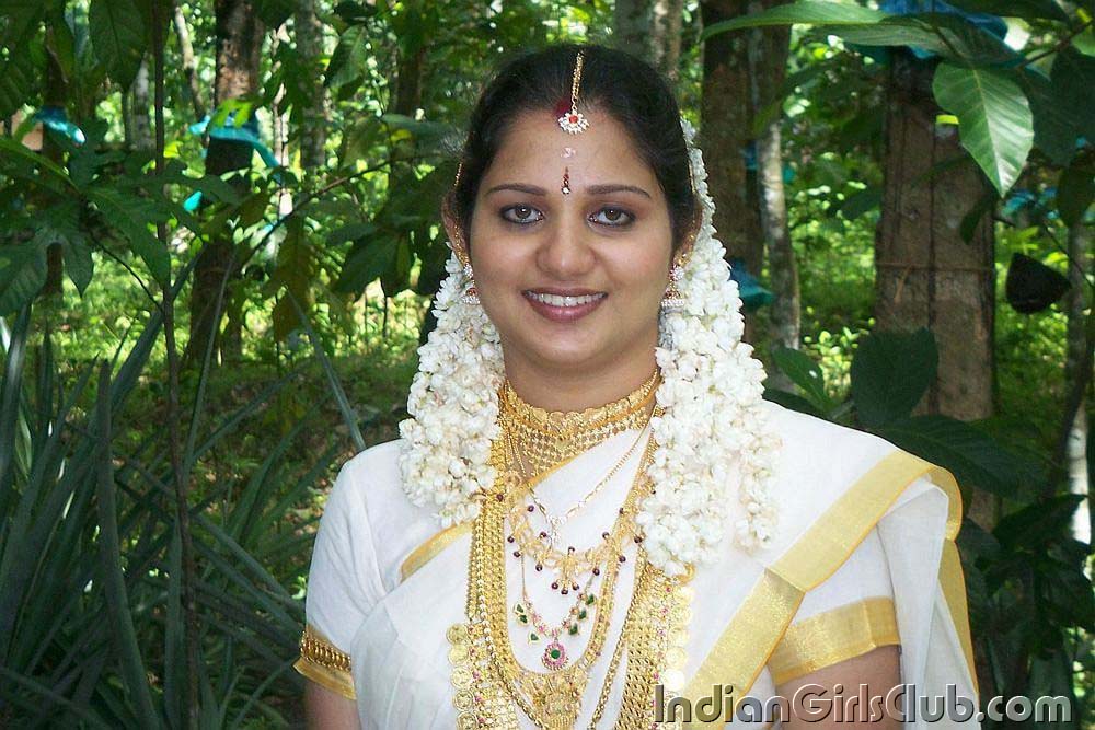 indian girls nude pics - ladyboy zara tit hanging videos