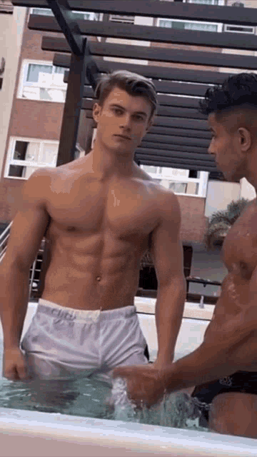 dillon elliott recommends Hot Tube Gay