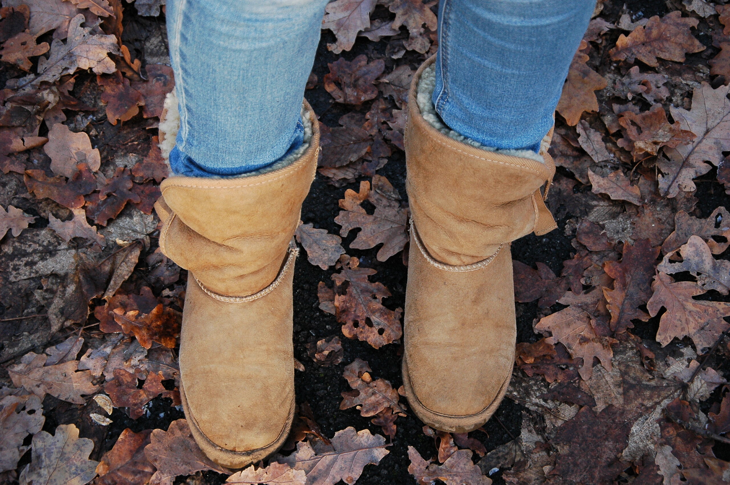 ashraf babiker like cumming in uggs photo dawn rosser recommends cumming in uggs pic