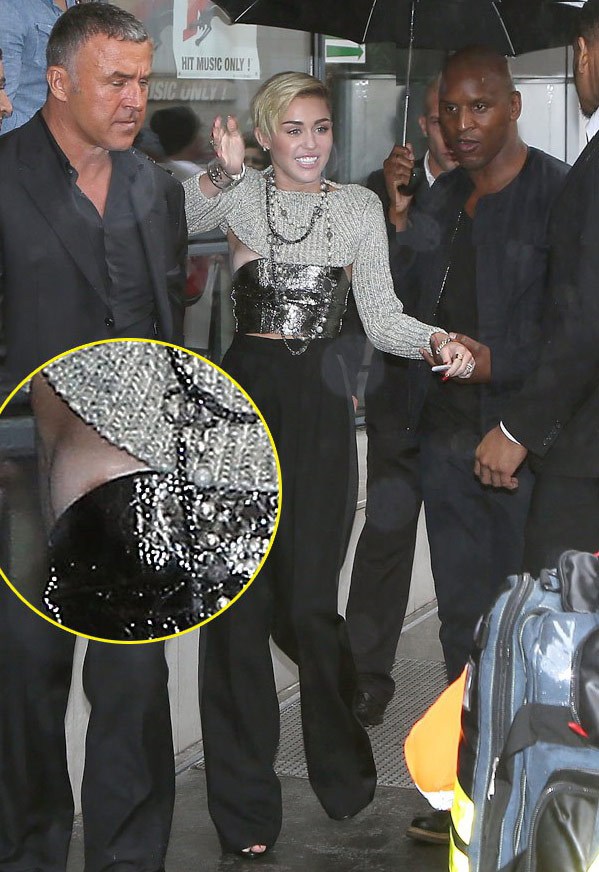 Famous Celeb Nip Slips french shemale cory rust recommends Famous Celeb Nip Slips