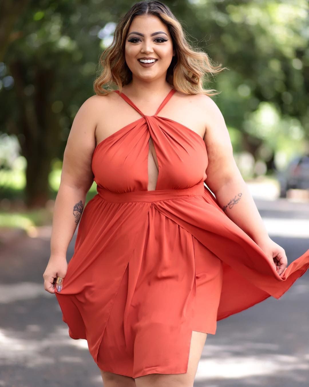 curvy sharon 42hh - mina luxx nicole doshi biker sex stories