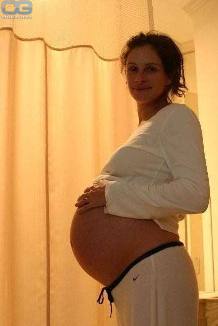 julia roberts nudes - big dicked old men xmas bj