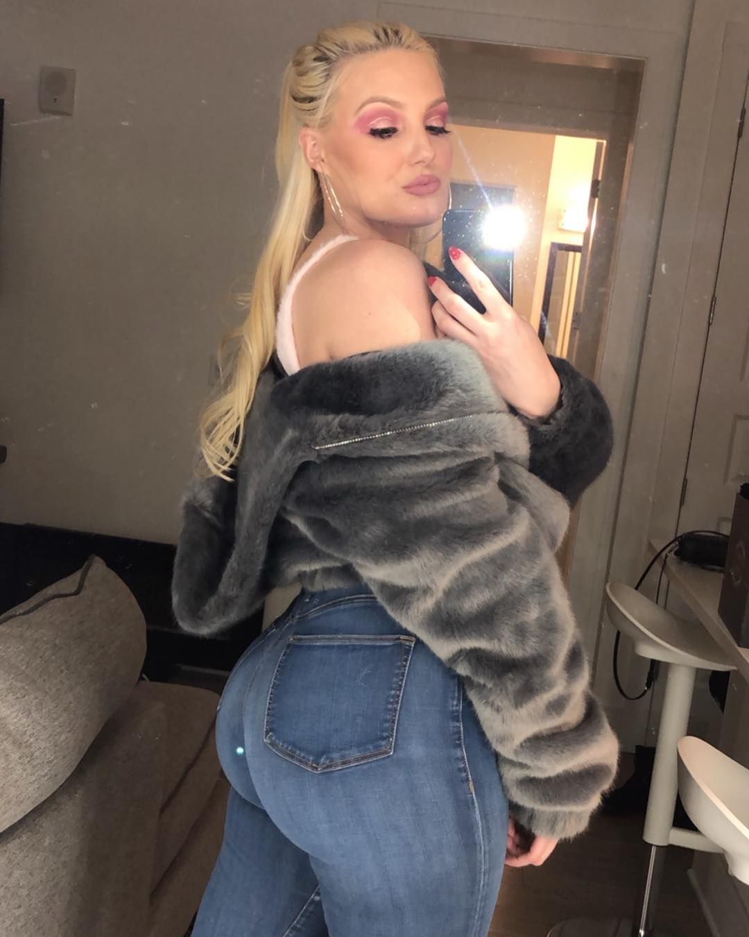 lacey jayne rickys room - alia janine photos celebrity nips