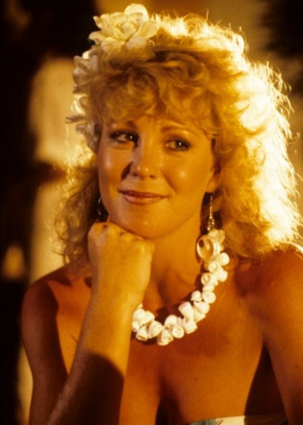 joanna kerns naked - goddess zephy hot brunette gilf