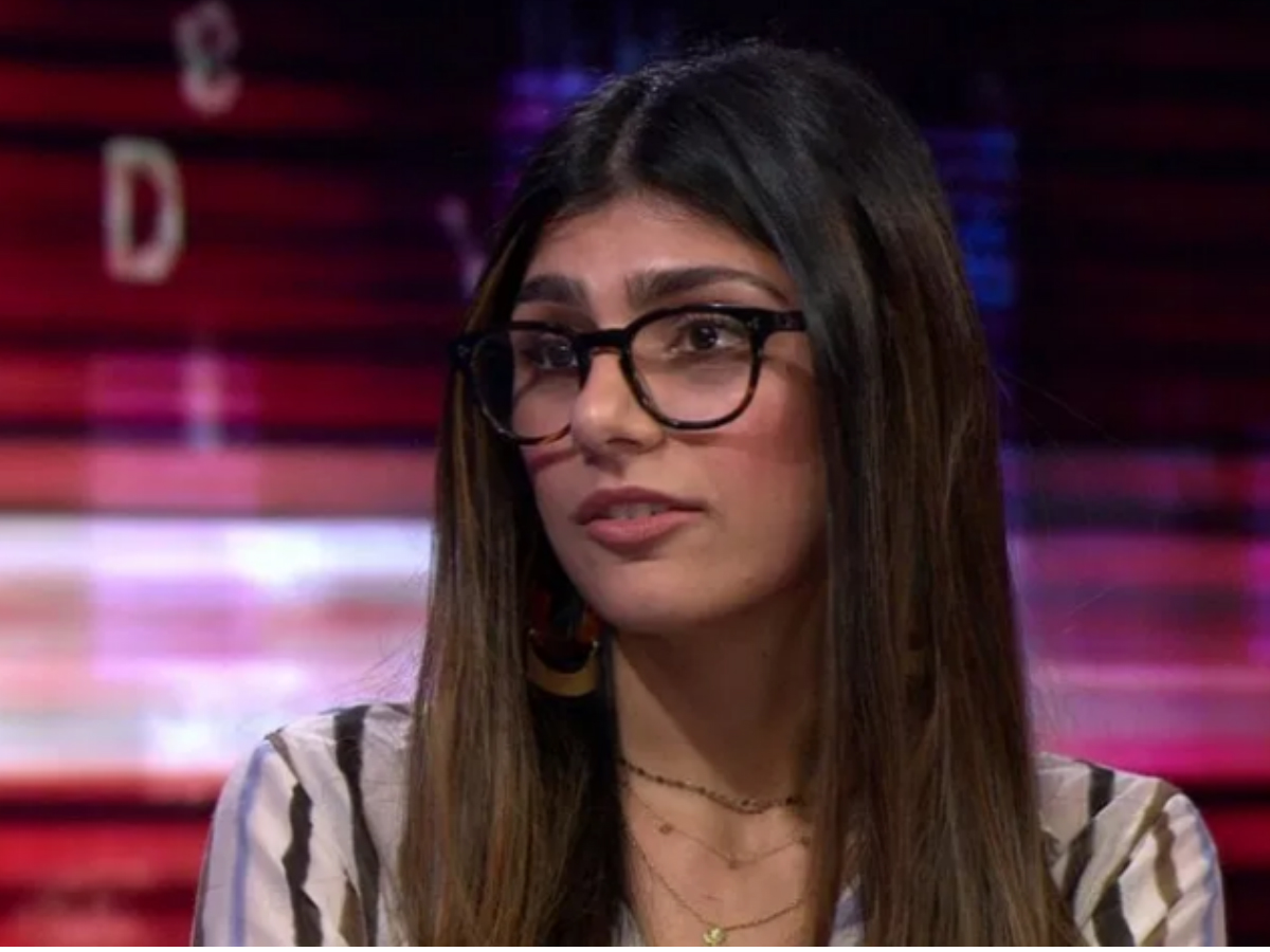 mia khalifa onlyfan - lisa sparxxx anal big natural nude breasts