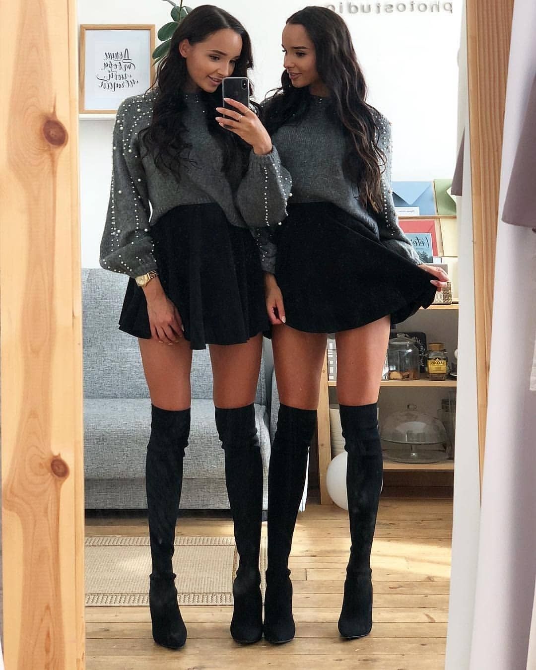 adelalinka twins threesome - fuked moms mom this is weird porn