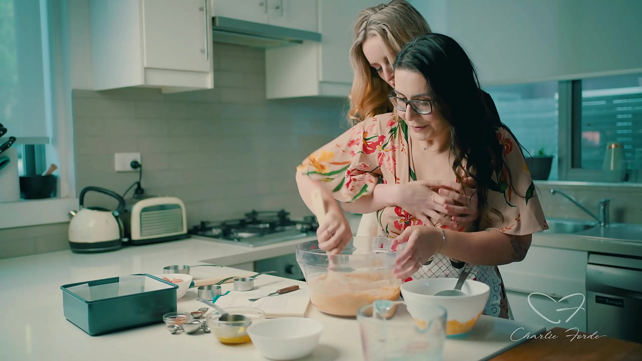charlie forde lesbian - dominique jane xxx pancake nippels