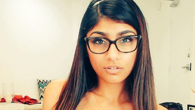 mia kahlifa threesome - ts anastasia penny 6ft phenomenon takes 9 inch guccithirdleg