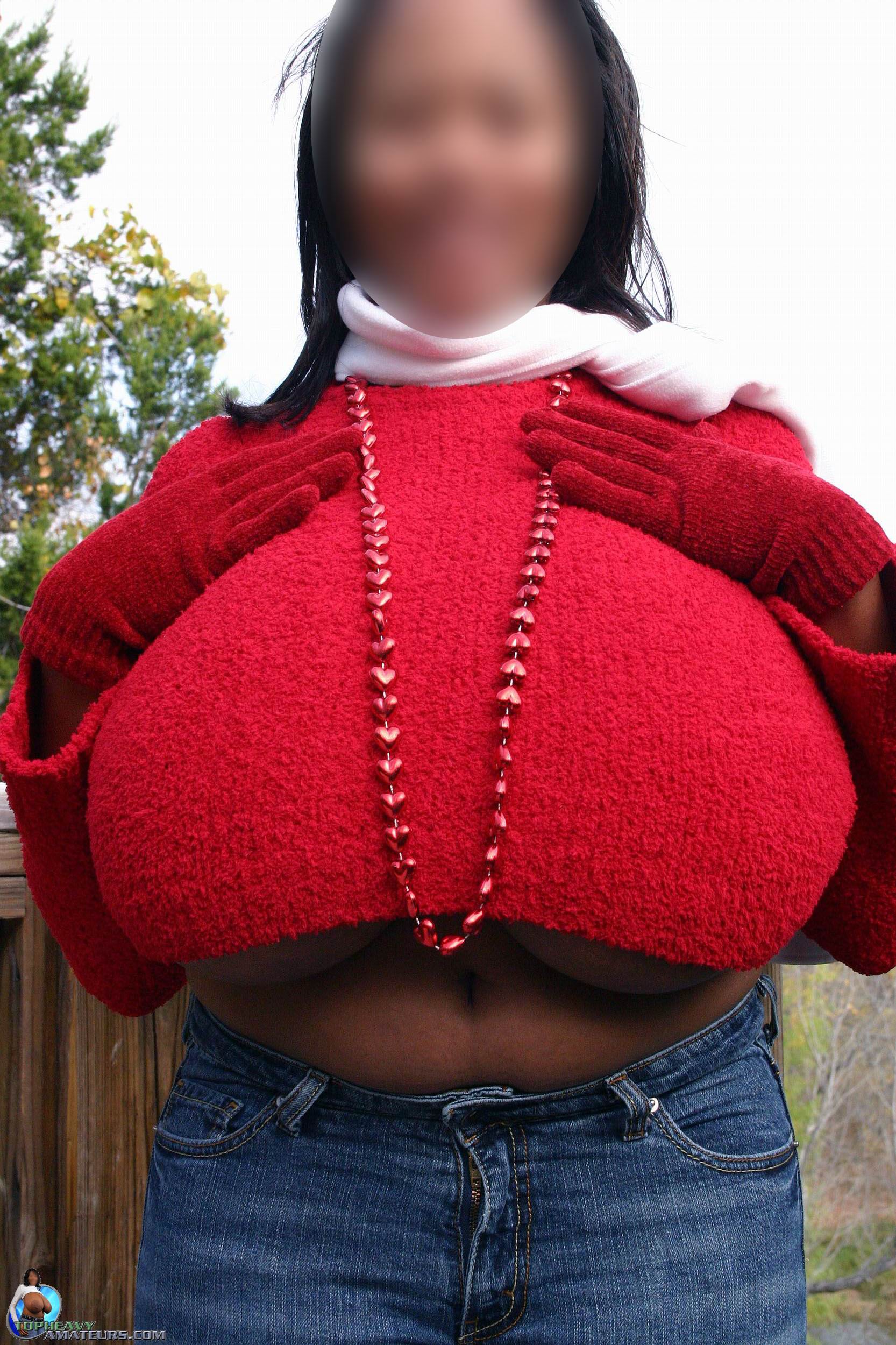 Big Tits Crop Top feeling dildo ainslee mcnamara recommends Big Tits Crop Top