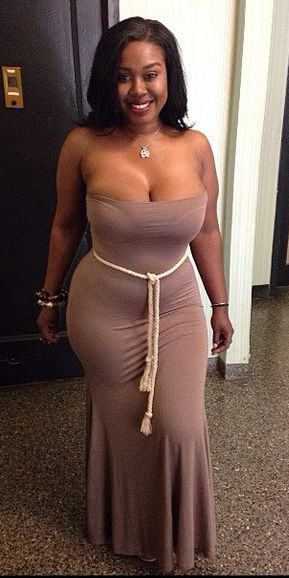amr abdulwahab recommends ebony curvy milf pic