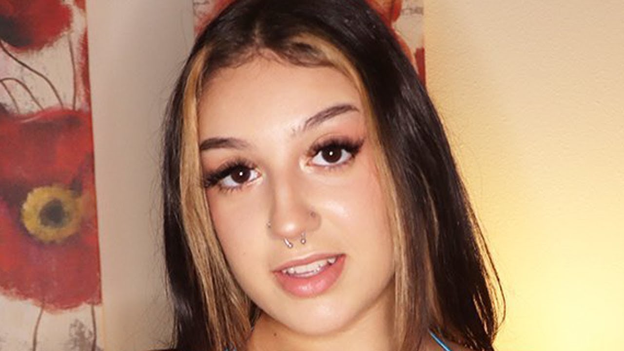arm armarm share small puffy tits