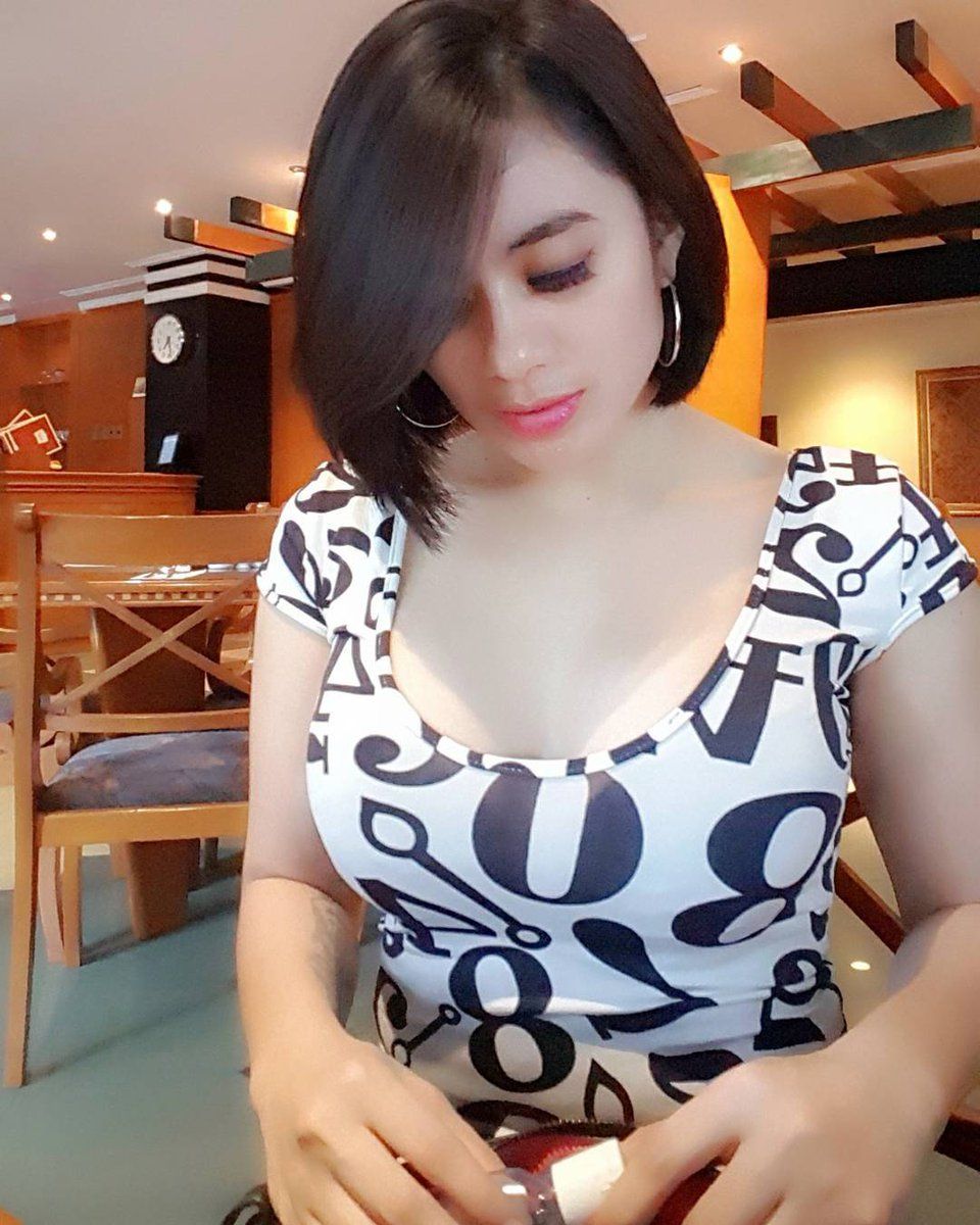bokep model indo - aaliyah yasin yasmina khan cfnm poker