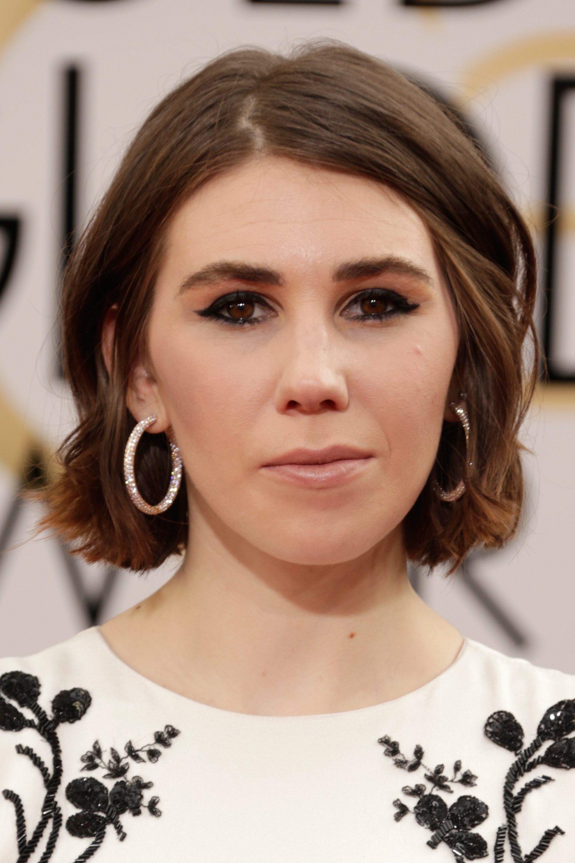 zosia mamet nude - black tits hanging adorable erin porn