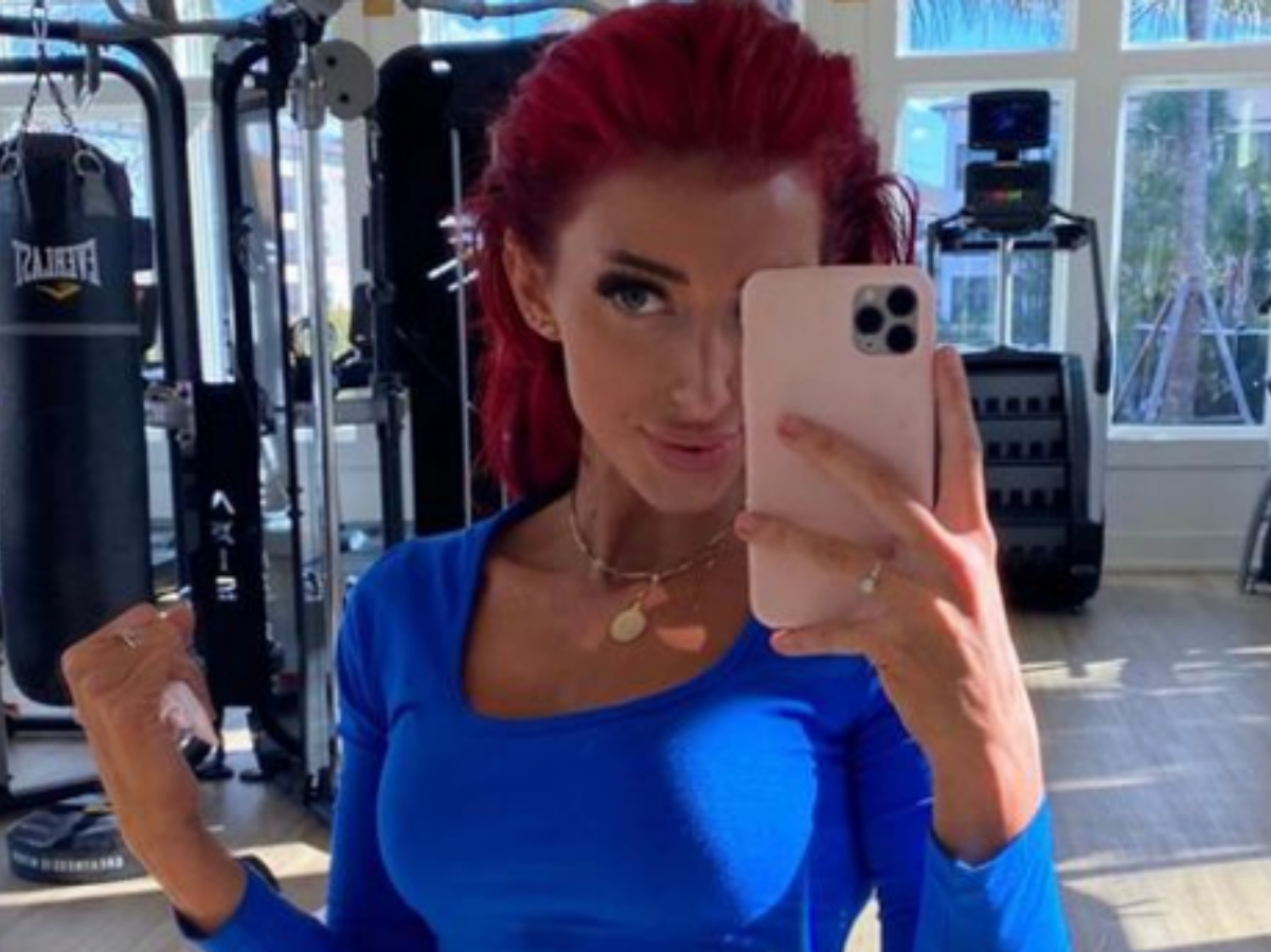 Best of aleksandra filipovic's gallery old hairy pusssy dinda bunga add photo nala fitness reddit