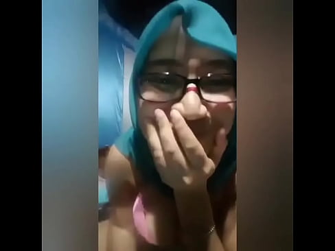 hijab indo colmek - skinny gloria porn gia derza hookup