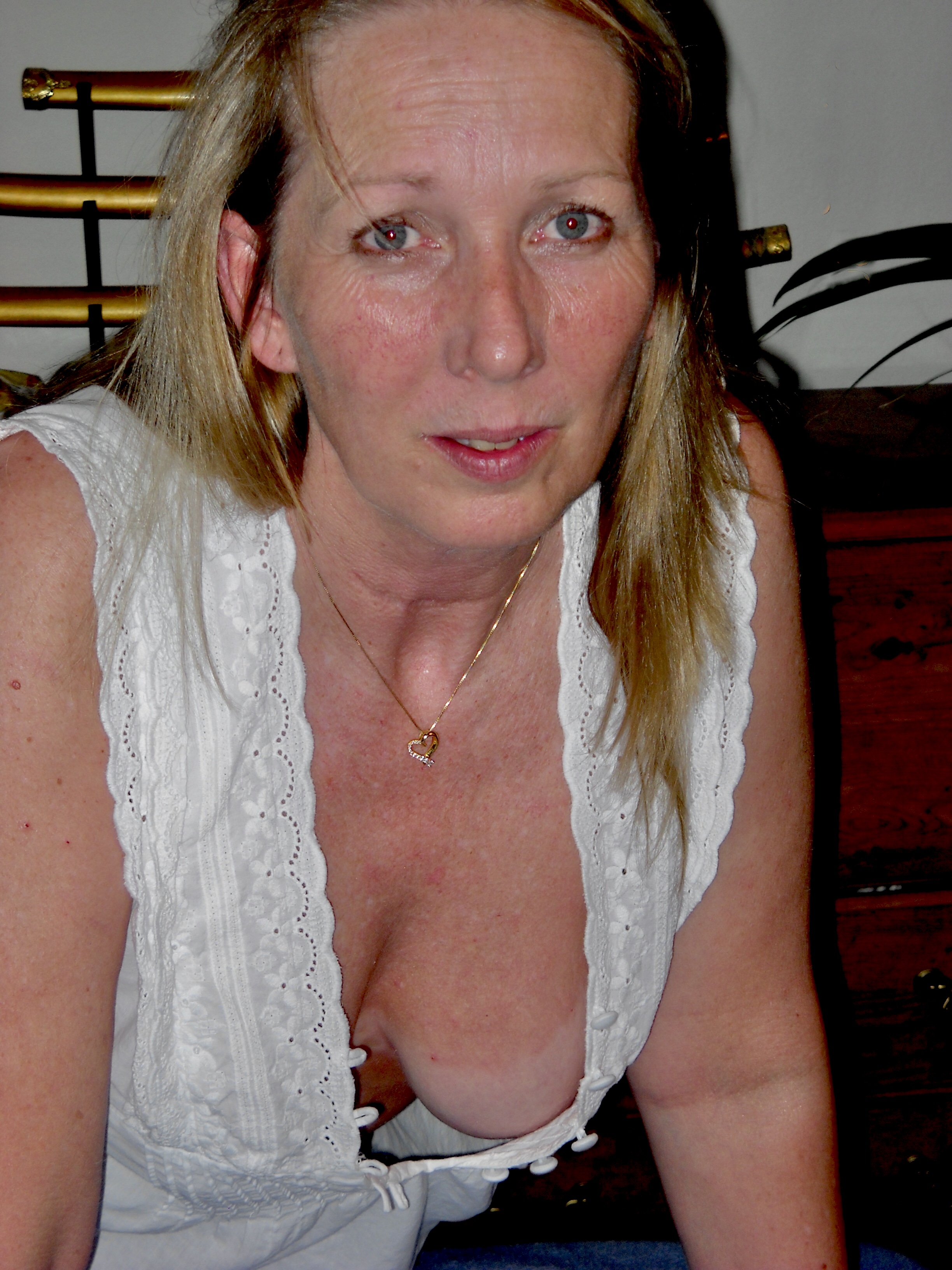 devan peterson recommends Braless In Public