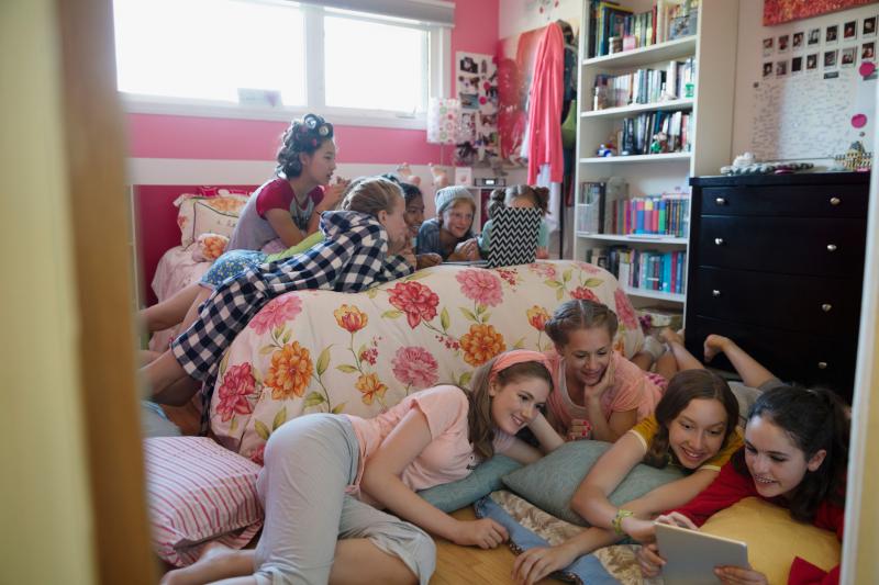 Best of jeniffer lawrance porn brad vieux share daughter swap sleepover photos