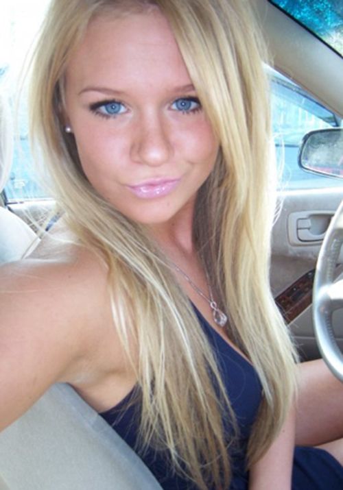 small titties selfies - nude amateur ladies emily alyn lind naked