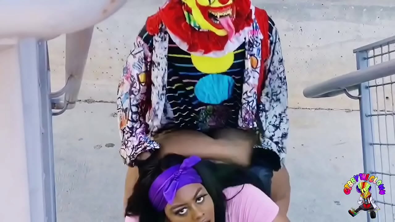 christy kiernan recommends gibby the clown porn pic